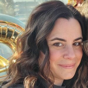 Meet your Posher, Christine